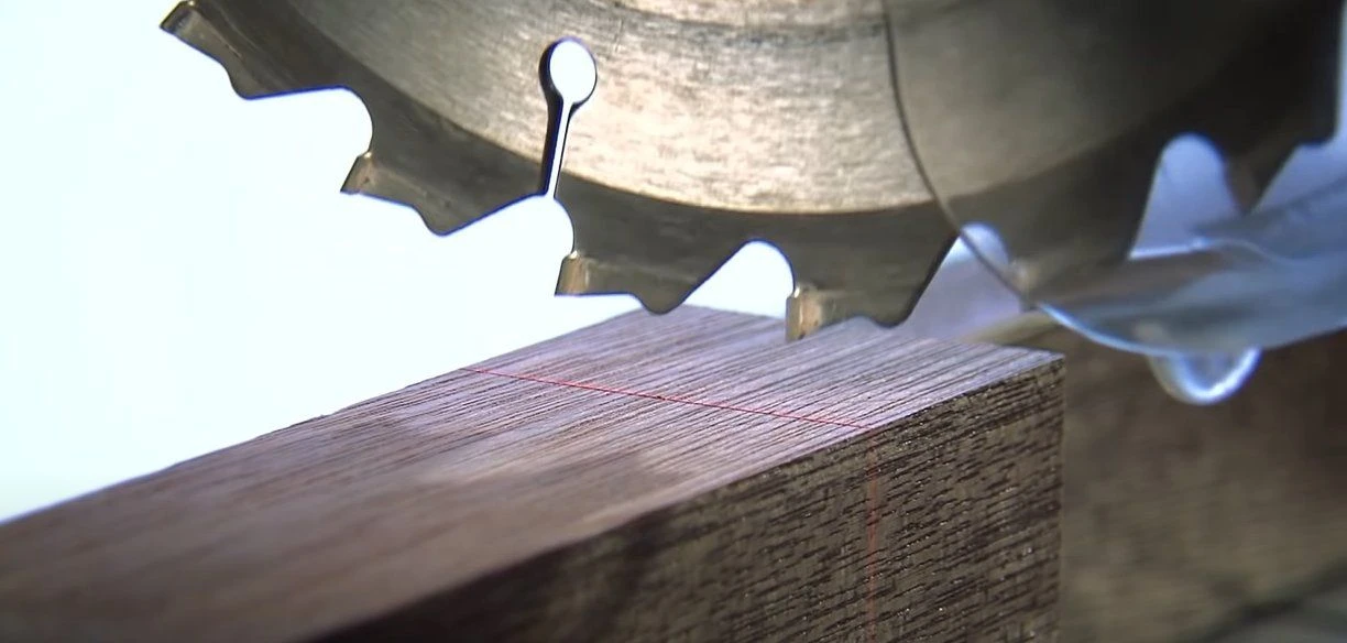 Makita LS0714FLB Afkortzaag Met Laser - 1010W - 190 X 20mm - LS0714FLB 3 Makita LS0714FLB Afkortzaag Met Laser - 1010W - 190 X 20mm - LS0714FLB - Afbeelding 3