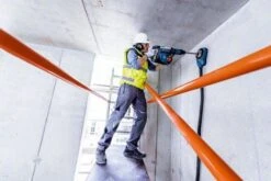 Bosch GBH 18V-45 C 18V Li-Ion Accu BiTurbo SDS-Max Combihamer Body In Koffer - 12,5 J - Koolborstelloos - 0611913000 11 Bosch GBH 18V-45 C 18V Li-Ion Accu BiTurbo SDS-Max Combihamer Body In Koffer - 12,5 J - Koolborstelloos - 0611913000 -Pro Gereedschap Verkoop 602b90e037f70f0a6cb4dea31593465f