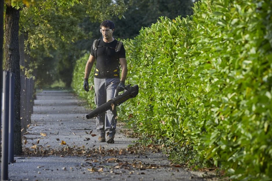 Stiga BL 980 R Benzine Bladblazer - 75,6cc - 2-takt - 100m/s - 25m³/min - 3,1kW 10 Stiga BL 980 R Benzine Bladblazer - 75,6cc - 2-takt - 100m/s - 25m³/min - 3,1kW - Afbeelding 10