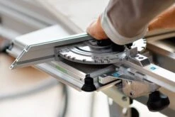 Festool PRECISIO CS 50 EBG-Set Trek-/afkortzaagmachine - 1200W - 190mm - 574772 12 Festool PRECISIO CS 50 EBG-Set Trek-/afkortzaagmachine - 1200W - 190mm - 574772 -Pro Gereedschap Verkoop ecc0cc7f618254a215e809aa2fbc6374