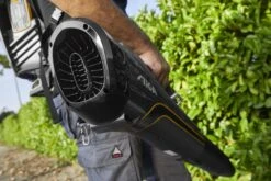 Stiga BL 980 R Benzine Bladblazer - 75,6cc - 2-takt - 100m/s - 25m³/min - 3,1kW 34 Stiga BL 980 R Benzine Bladblazer - 75,6cc - 2-takt - 100m/s - 25m³/min - 3,1kW -Pro Gereedschap Verkoop f65f825209a2a1be97c95d6a8d6b57a7