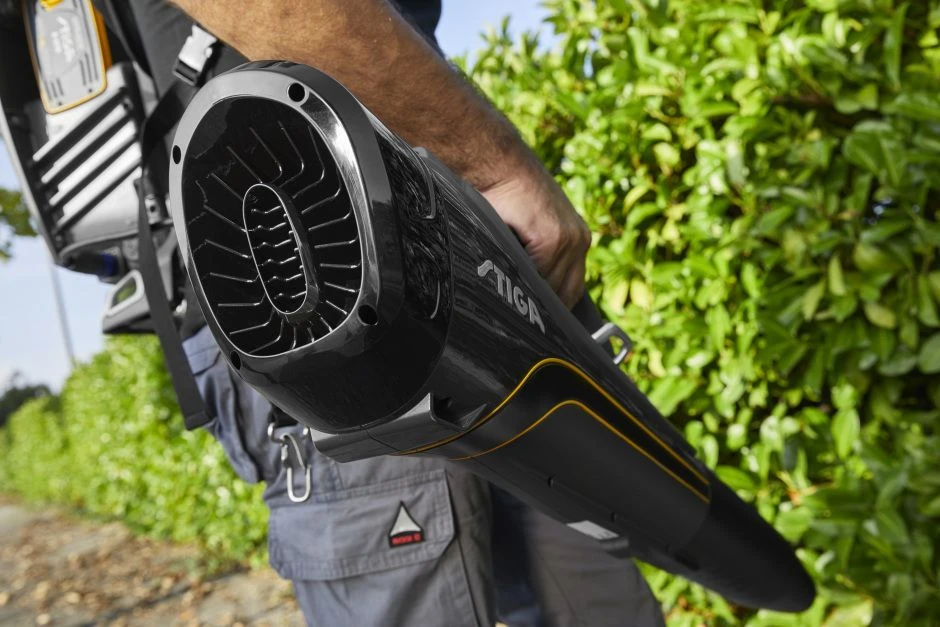 Stiga BL 980 R Benzine Bladblazer - 75,6cc - 2-takt - 100m/s - 25m³/min - 3,1kW 16 Stiga BL 980 R Benzine Bladblazer - 75,6cc - 2-takt - 100m/s - 25m³/min - 3,1kW - Afbeelding 16