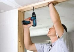 Bosch GSR 12V-15 12V Li-Ion Accu Boor-/schroefmachine Set (1x 4.0Ah + 1x 2.0Ah Accu) In Tas Incl. 39-delige Accessoireset - 0615990G6L -Pro Gereedschap Verkoop f93df8347843f1809e11e50940b28466